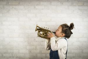 Renforcer l’attention des enfants en musique
